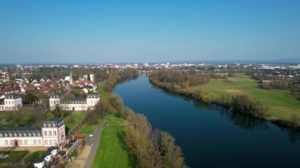 Vista Aérea Sobre Rio Principal Ensolarado Dia Primavera Cidade Hanau — Vídeo de Stock