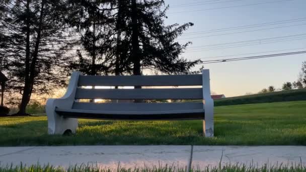 Banc Trottoir Local Dans Une Petite Ville — Video