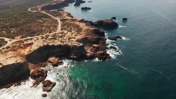 Captura Drones Das Falésias Rochosas Longo Costa Portugal — Vídeo de Stock