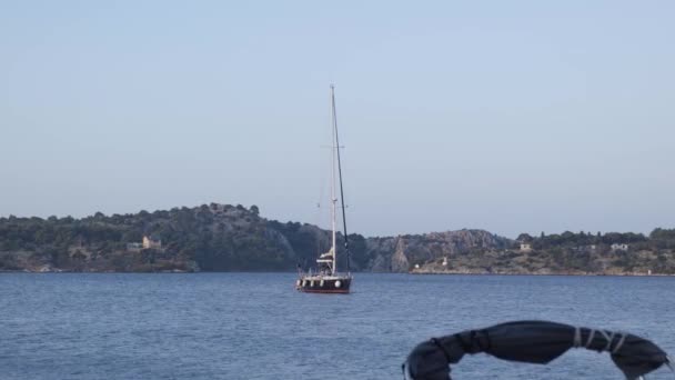 Sailing Boat Anchored Bay Sibenic City Croatia Summer Evening Static — Stock Video