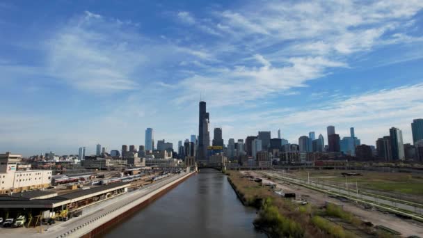 Chicago Városi Skyline Drone River — Stock videók