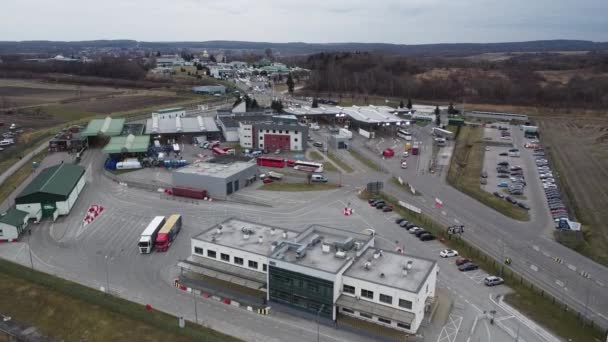 Drone Shot Polish Ukrainian Border Crossing Medyka Polónia — Vídeo de Stock