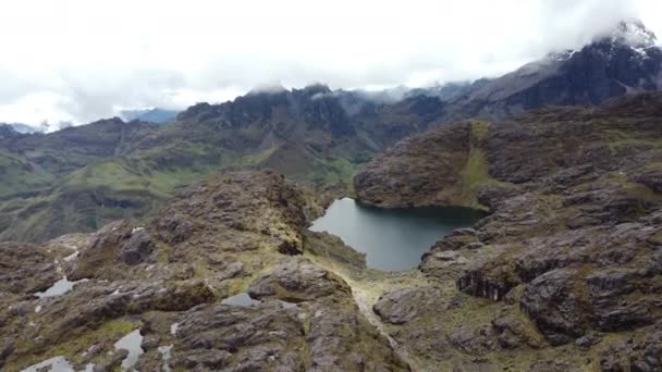 Widok Góry Jezioro Peru — Wideo stockowe