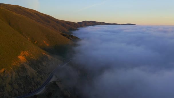 Drone Shots Pacific Coast Cliffs Big Sur Carmel Highlands California — Vídeos de Stock