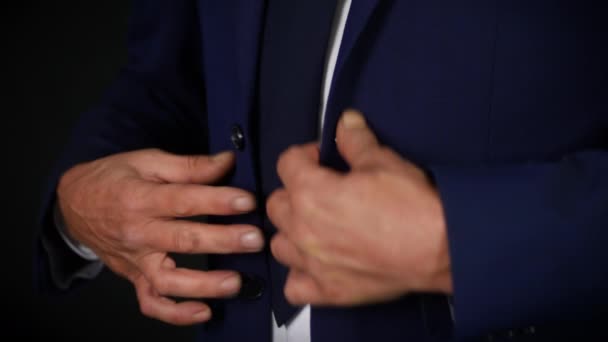 Unrecognizable Businessman Buttoning His Blazer Suit Jacket — ストック動画