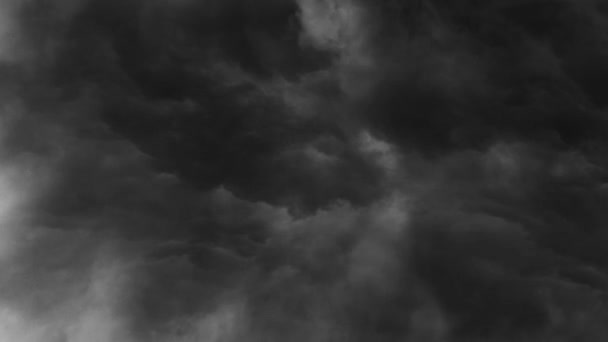 Cumulonimbus Nubes Grises Cielo Oscuro Tormentas Eléctricas Huelgas — Vídeo de stock
