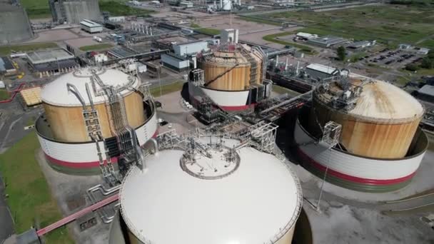 Close Drone View National Grid Grain Lng Terminal Stoccaggio Gas — Video Stock