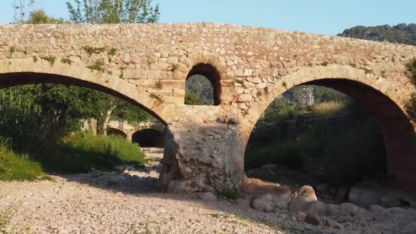 Romerska Bron Över Pollensan Mallorca — Stockvideo