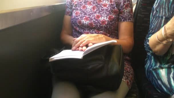 Elderly Woman Hands Book — Stockvideo