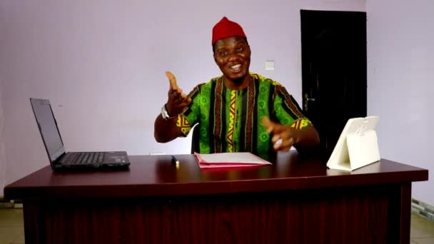 Office African Business Man Happily Agrees Camera Presents Contract Employment — Video