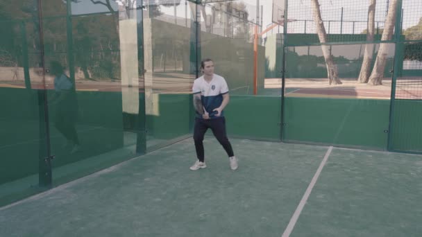 慢动作中的Padel Drive Lob撞击 — 图库视频影像