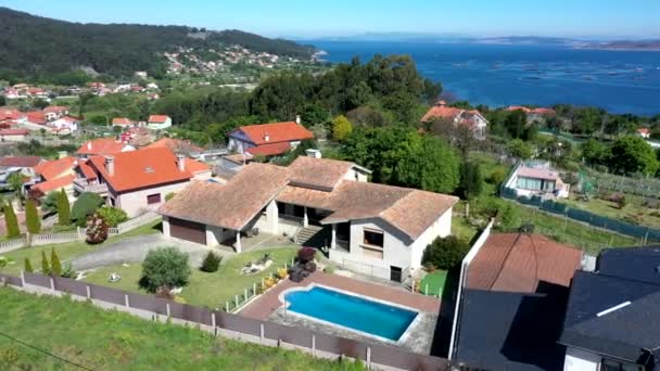 Aerial Orbit Residential Villa Pool Közel Vigo Spanyolország — Stock videók