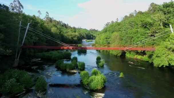 Drone View Lot Przez Most Puente Ximonde Nad Rzeką Ulla — Wideo stockowe