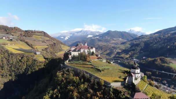 Aerial Drone Medieval Castle Middle Vineyards Italy Named Salita Sabiona — Stock Video