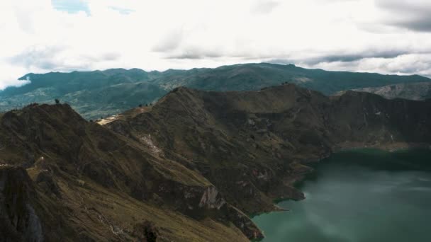 Hiking Path Quilotoa Loop Volcanic Crater Lake Ecuador Aerial Drone — Video Stock