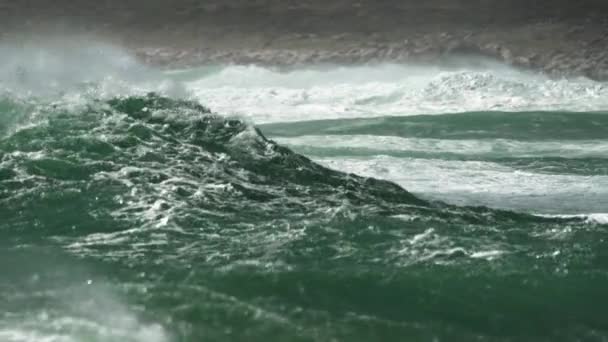 Slow Motion Shot Huge Storm Wave Rough Sea South Africa — ストック動画