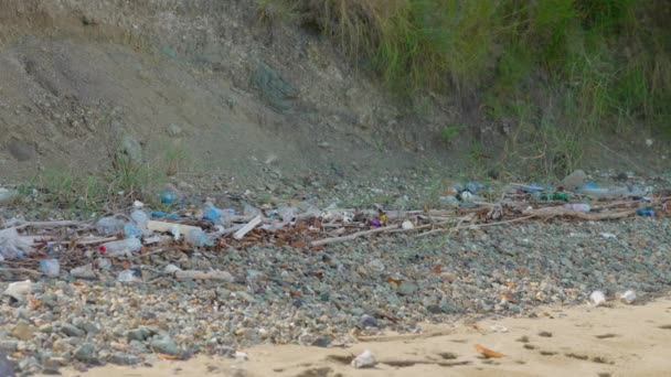 Lixo Plástico Lixo Garrafa Lixo Saco Indonésia Praia Tropical Oceano — Vídeo de Stock