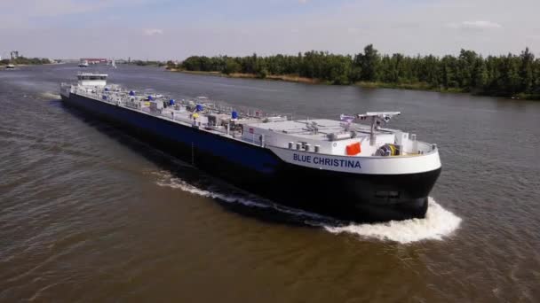 Высоты Птичьего Полета Танкер Lng Blue Christina Путешествует Вдоль Ауде — стоковое видео