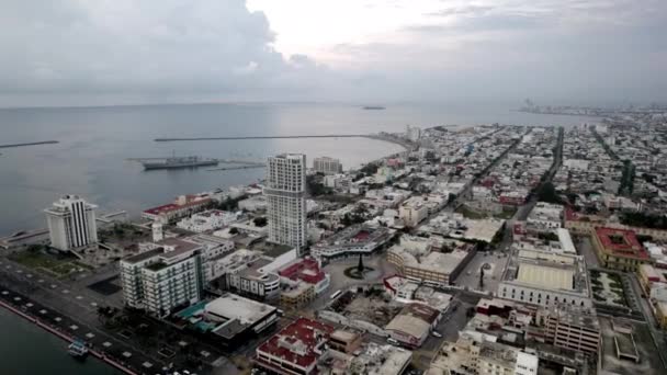 Drone Shot Downtown Veracruz Sunrise — Vídeo de Stock