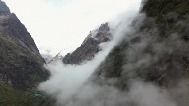 Aerial Drone Shot Foggy Cliff Face Annapurna Mountains — Video Stock