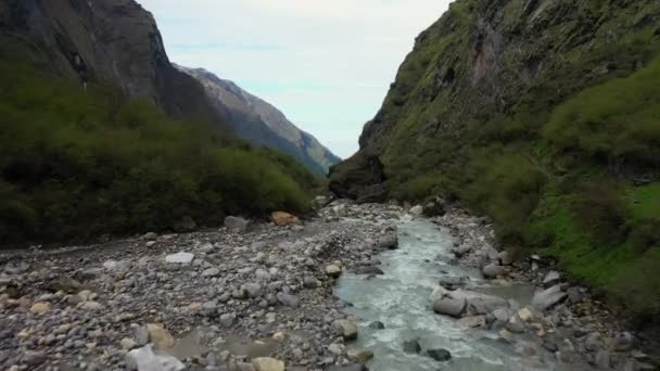 Aerial Drone Shot Creek Valley Annapurna Mountains Nepal — Stock Video