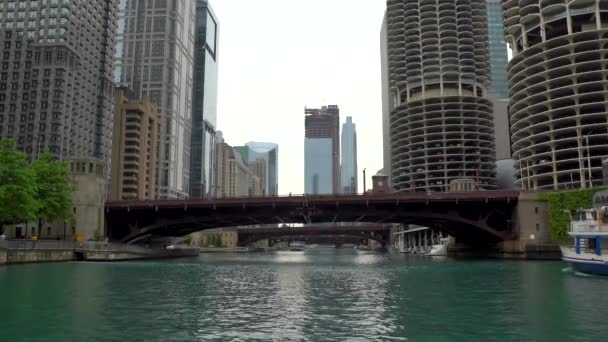 Chicago Riverwalk Manzaralı Mayıs 2022 — Stok video