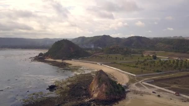 Dünyanın Güney Yarımküresindeki Bir Ada Mandalika Plajı Kuta Lombok Endonezya — Stok video