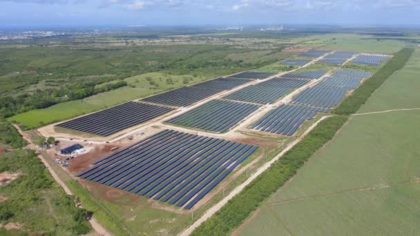 Légi Panorámás Kilátás Fotovoltaikus Farm Soco San Pedro Macoris — Stock videók