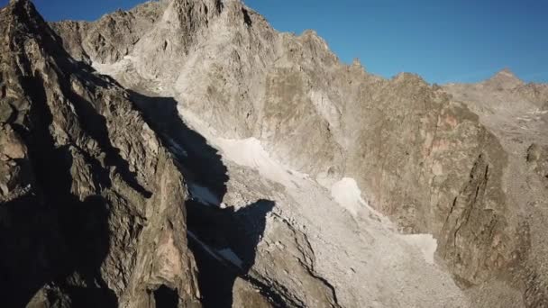 Cumbres Rocosas Los Alpes Suizos Cielo Azul Vista Aérea Del — Vídeos de Stock