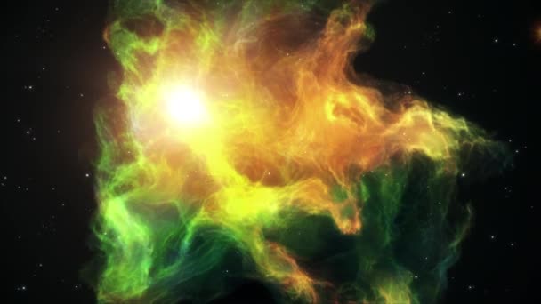 黄色と緑の色の科学 Fi背景に星のフィールドを持つ外の深い星間宇宙に浮かぶ明るい太陽を持つ星雲や銀河 — ストック動画