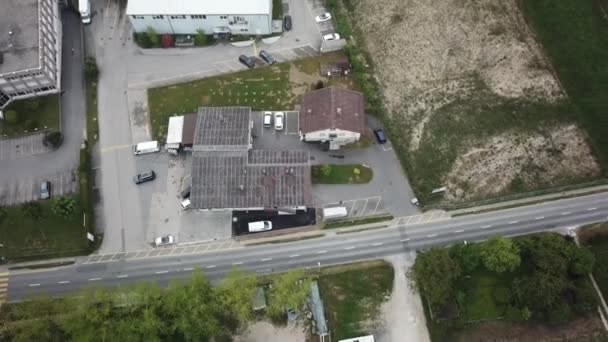 Tilt Buildings Highway Morges Switzerland Drone Aerial View — Vídeo de stock