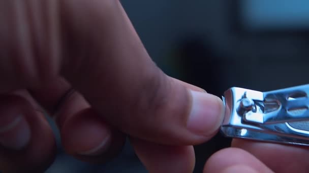 修剪及切割指甲油钉 — 图库视频影像