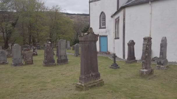 Close Old Gravestones Kilmorich Church Cairndow — Vídeo de Stock