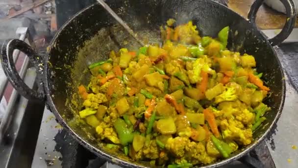 Veg Fried Preparing Khichdi Indian Vegetable Curry Dish Vegetarian Asian — ストック動画