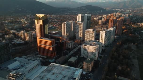 Вид Повітря Лас Конд Висотні Будинки Біля Парку Араукано Сантьяго — стокове відео