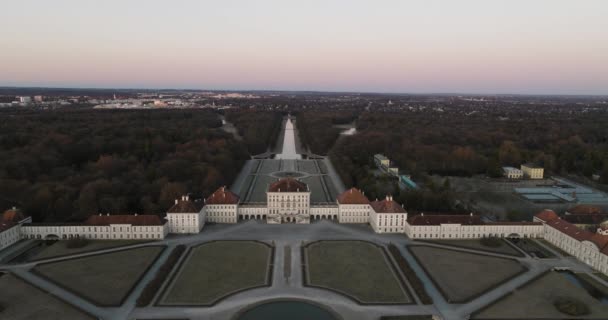 Drohne Über Schloss Nymphenburg München Bei Sonnenuntergang — Stockvideo