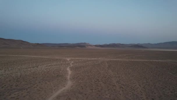 Desert Dusk Aerial Shot Desert Las Vegas Nevada — Stockvideo