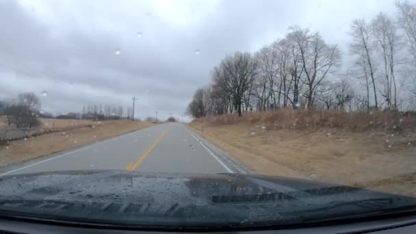 Pov Thru Windshield Active Windshield Wipers Light Rain While Driving — Vídeos de Stock