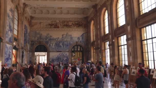 Imagem Interior Mais Ampla Passageiros Turistas Hall Entrada Estação Ferroviária — Vídeo de Stock