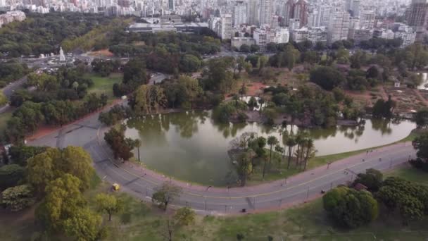 Όμορφη Drone Κάτω Κλίση Εικόνες Από Τις Λίμνες Palermo Περιοχές — Αρχείο Βίντεο