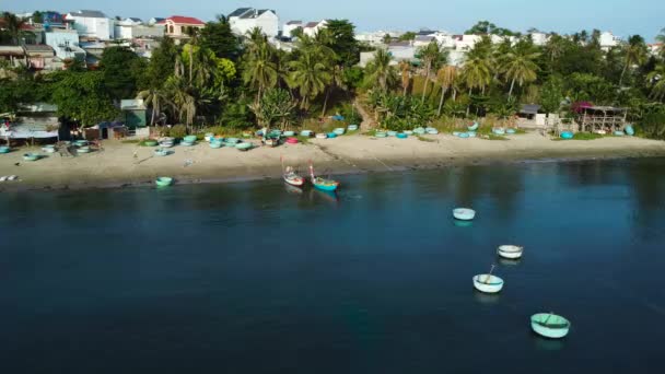 Tradiční Koraklové Lodě Kotvící Tropické Pláži Městě Mui Vietnam — Stock video