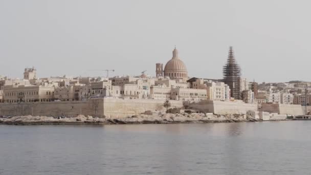Wide Shot Buildings Valletta Malta Seafront — 비디오