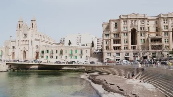 Paisaje Urbano Bahía Spinola Julian Bay Malta Durante Día Soleado — Vídeos de Stock