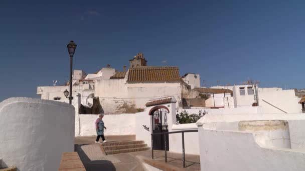 Old Person Walking Home Typical Whitewashed Village Southern Europe — Stockvideo