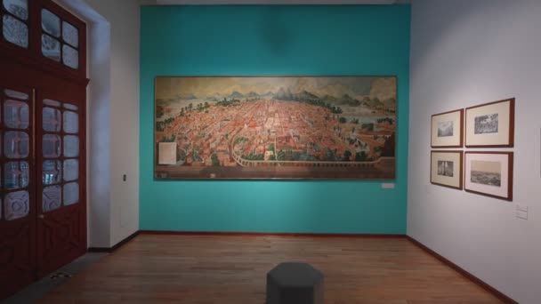 Slow Dolly Large Old Painting Mexico City Hung Wall Museo — Vídeo de Stock