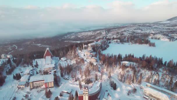 Strbske Pleso Frozen Lake Sky Resort Tatry National Park Slovakia — Vídeo de Stock