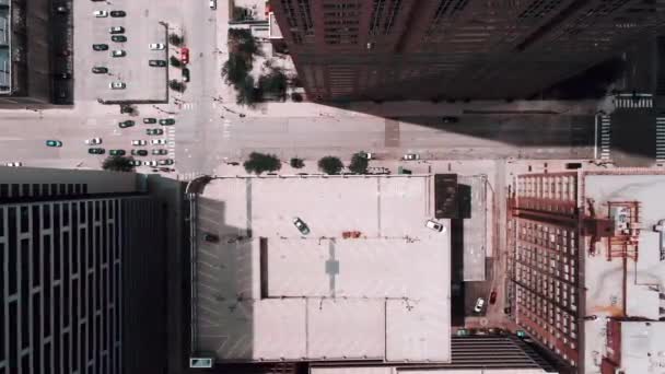 Cinematic Top Bird Eye View Intersection Chicago Downtown Top Streets — Stockvideo