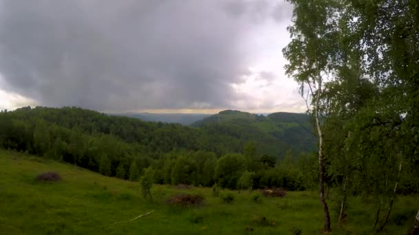 Rainy Day Fog Rising Mountains Timelapse – Stock-video