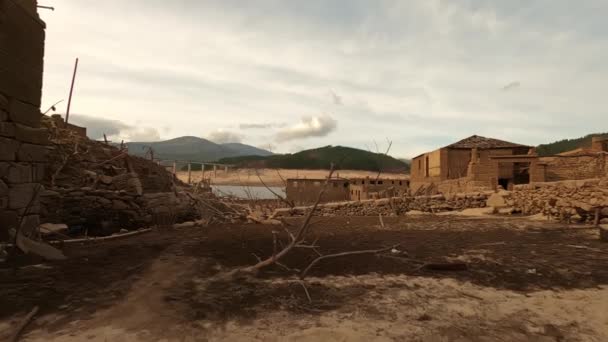 Abandoned Town Aceredo Emerged Deep Water Dolly Forward View — Video Stock