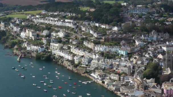 Pullback Aerial Reveal Town Fowey Located Area Outstanding Natural Beauty — Stockvideo